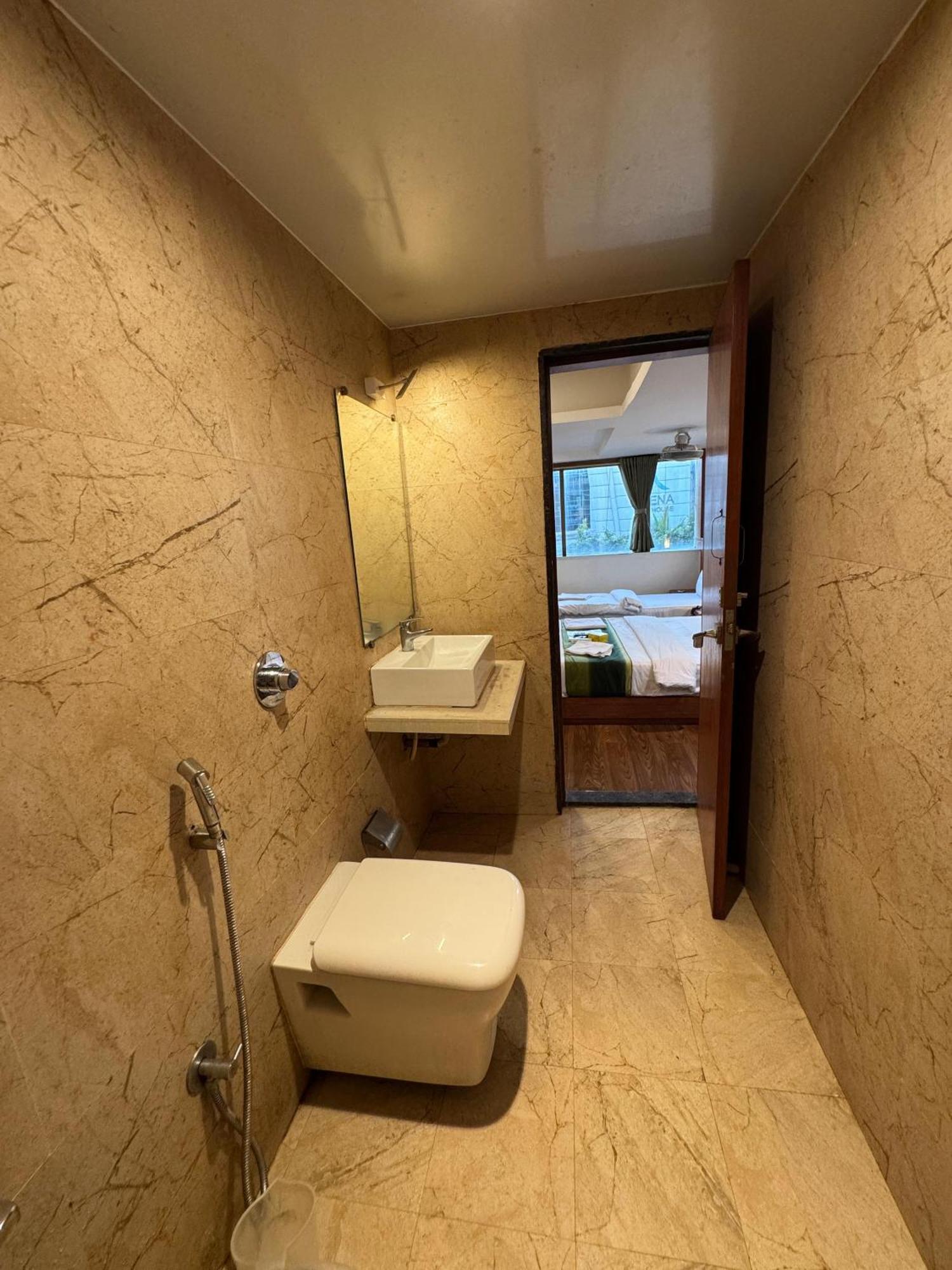 Hotel Aflon Midc Andheri East مومباي المظهر الخارجي الصورة